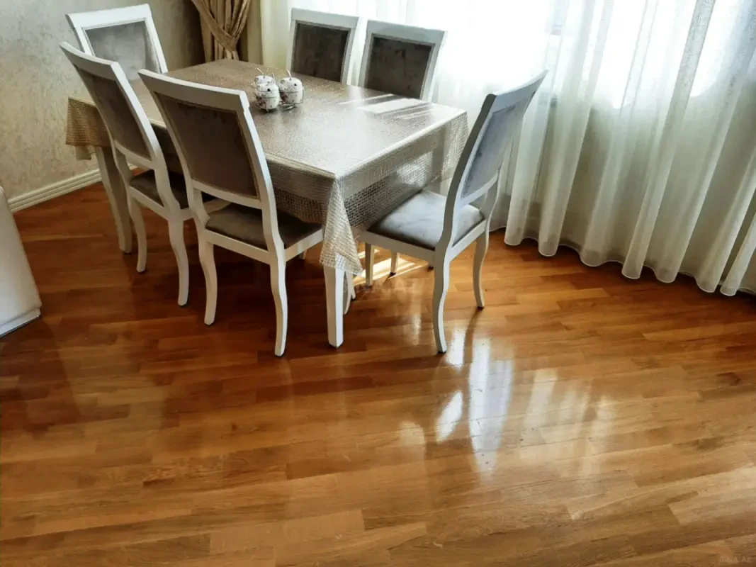 Kirayə verilir 2 otaqlı mənzil 100 m²
