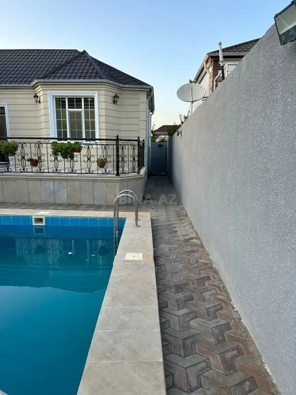 Kirayə verilir 3 otaqlı həyət evi 100 m²