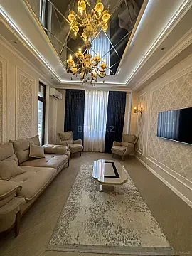 Kirayə verilir 3 otaqlı mənzil 150 m² — Bakı 3 otaq 150.00 m²