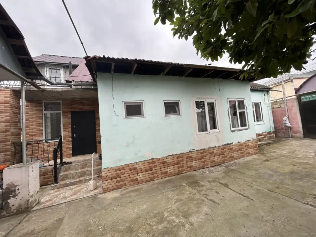 Satılır 4 otaqlı həyət evi 100 m²