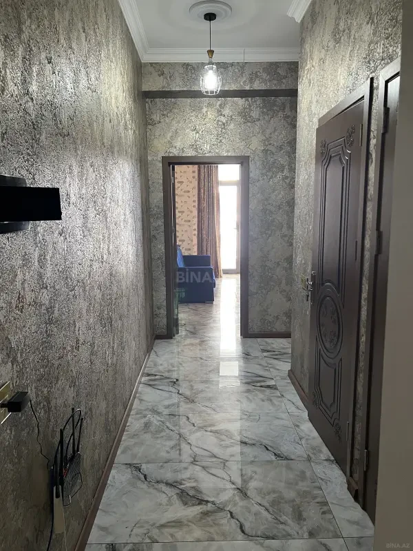 Kirayə verilir 1 otaqlı mənzil 65 m²