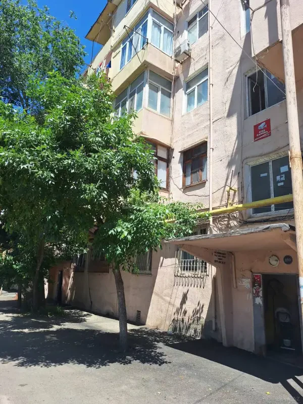 Kirayə verilir 2 otaqlı mənzil 55 m²