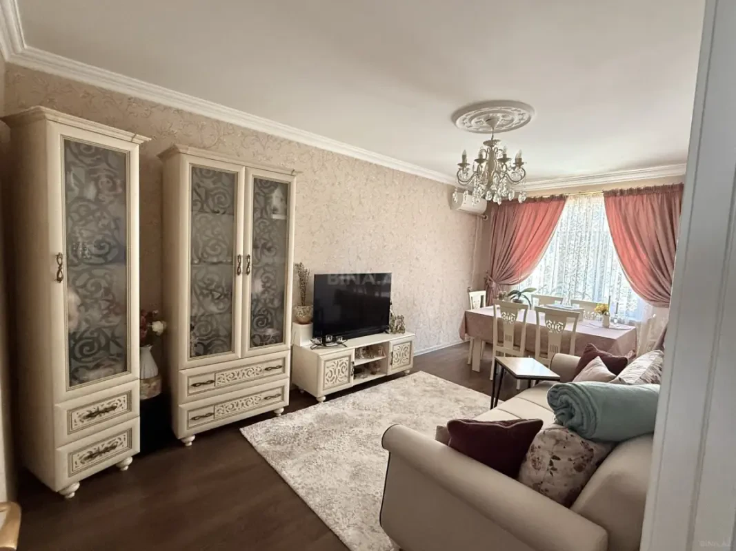 Satılır 2 otaqlı mənzil 60 m²