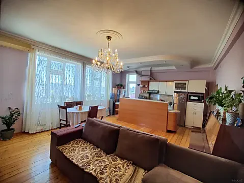 Satılır 3 otaqlı mənzil 132 m² — Bakı, Nərimanov 3 otaq 132.00 m²