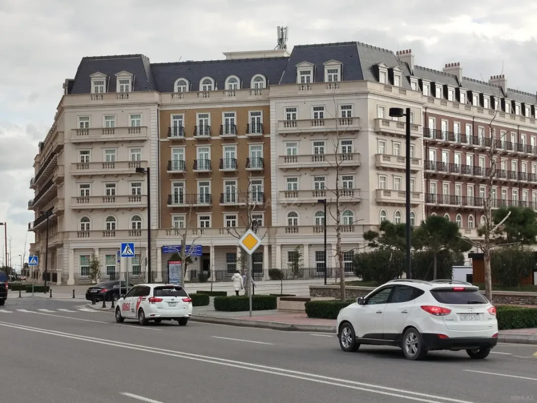Satılır 2 otaqlı mənzil 62 m²