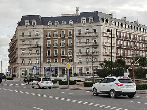 Satılır 2 otaqlı mənzil 62 m² — Bakı 2 otaq 62.00 m²