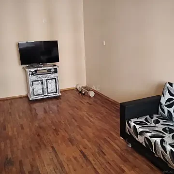 Satılır 3 otaqlı mənzil 70 m² — Bakı, Həzi Aslanov qəs. 3 otaq 70.00 m²