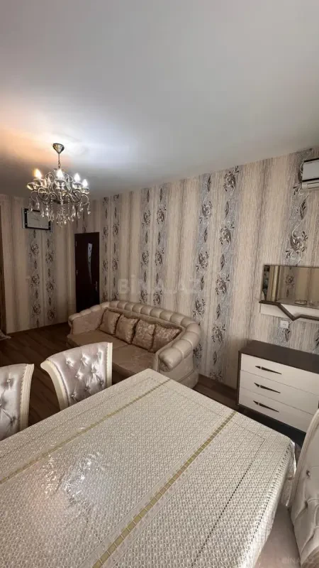 Satılır 2 otaqlı mənzil 65 m²
