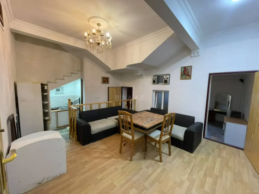 Kirayə verilir 2 otaqlı həyət evi 65 m²