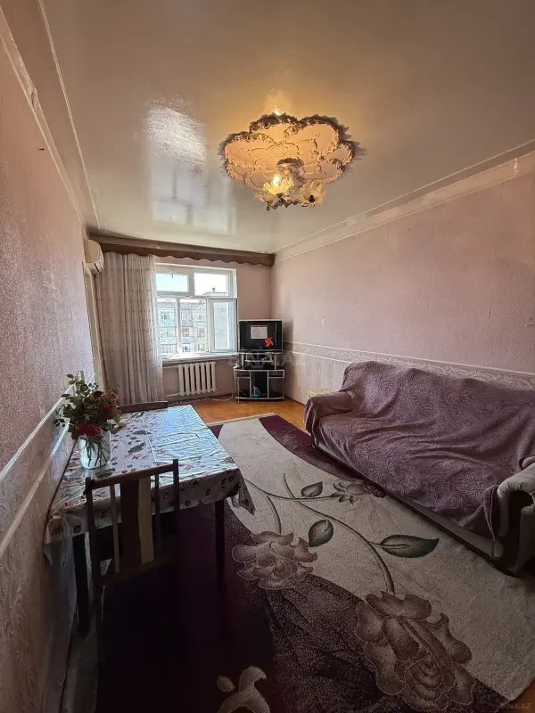 Satılır 3 otaqlı mənzil 60 m²