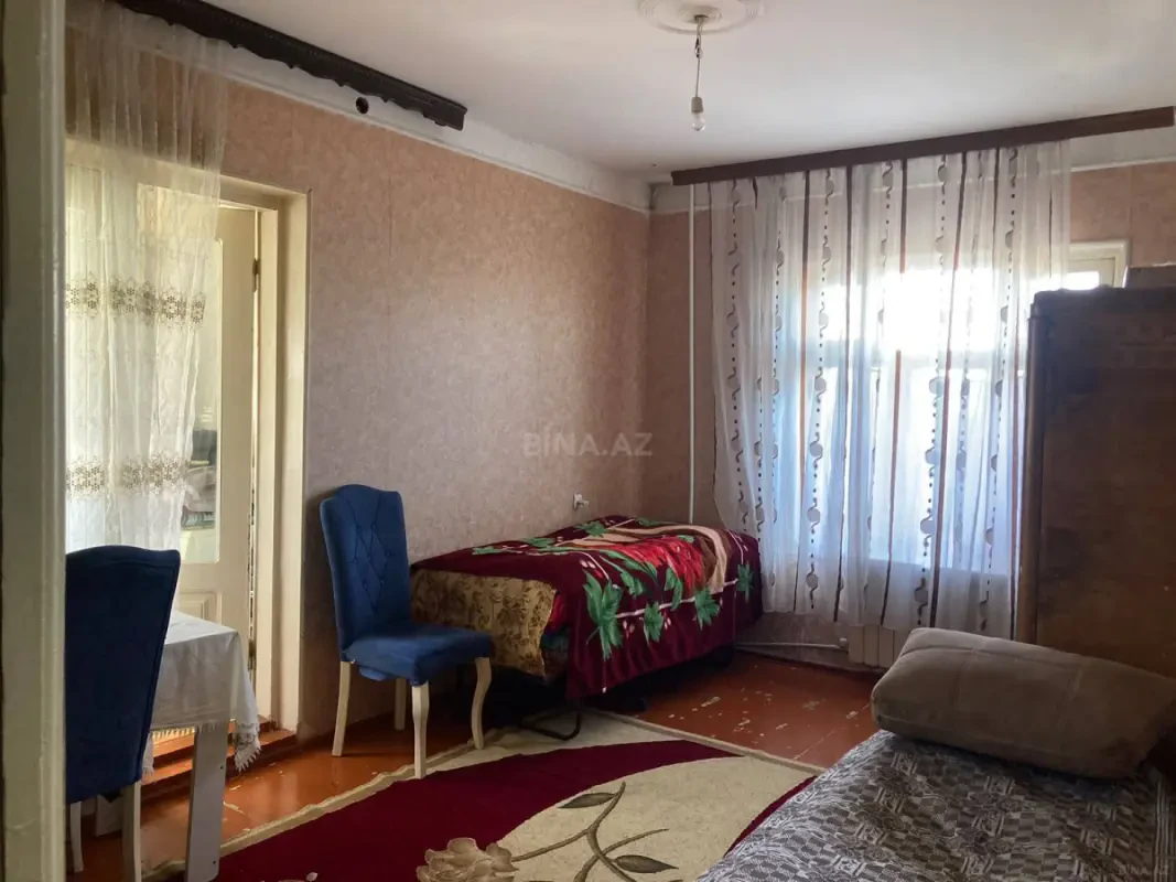 Satılır 2 otaqlı mənzil 65 m²