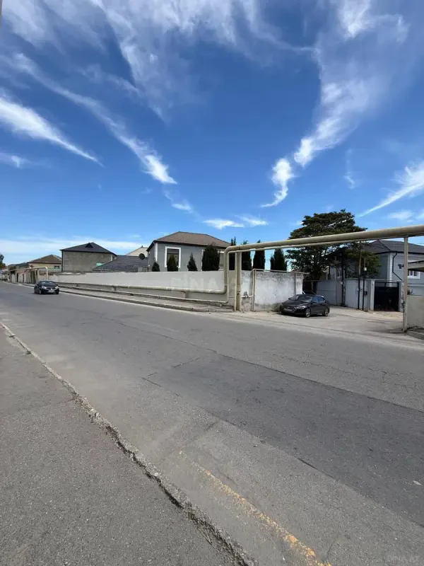 Satılır 6 otaqlı həyət evi 180 m²