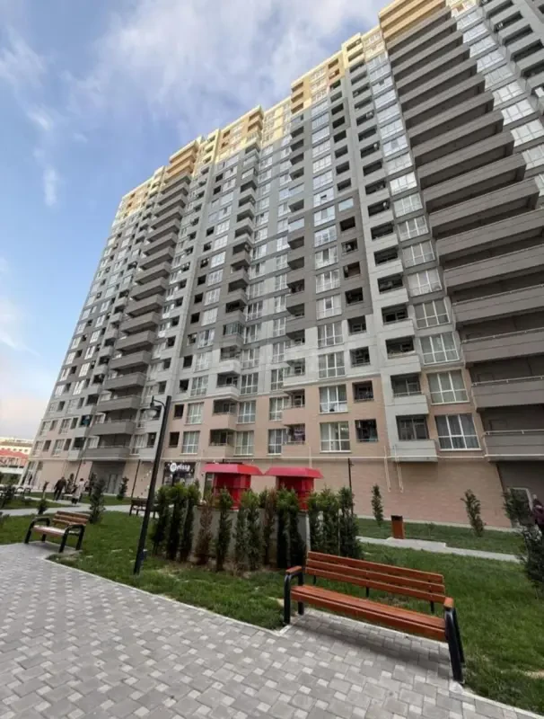 Satılır 2 otaqlı mənzil 55 m²