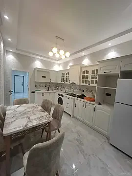Kirayə verilir 2 otaqlı mənzil 95 m² — Bakı 2 otaq 95.00 m²