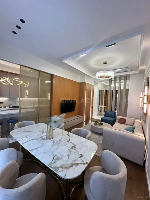 Satılır 3 otaqlı mənzil 110 m²