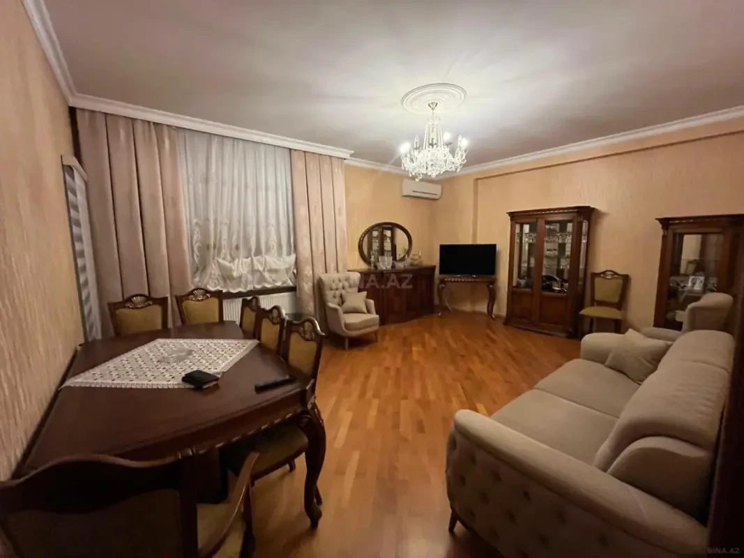 Kirayə verilir 2 otaqlı mənzil 100 m²
