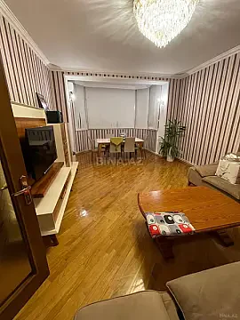 Satılır 3 otaqlı mənzil 126 m² — Bakı, İnşaatçılar 3 otaq 126.00 m²