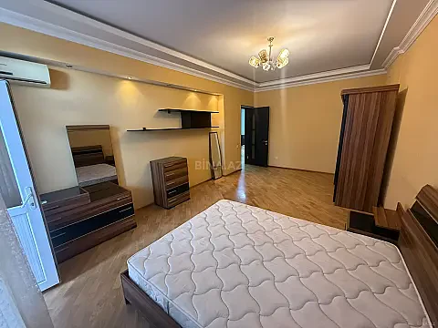 Kirayə verilir 3 otaqlı mənzil 110 m² — Bakı, İnşaatçılar 3 otaq 110.00 m²