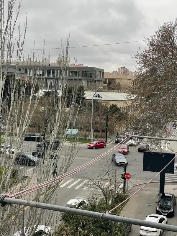 Satılır 3 otaqlı mənzil 65 m²