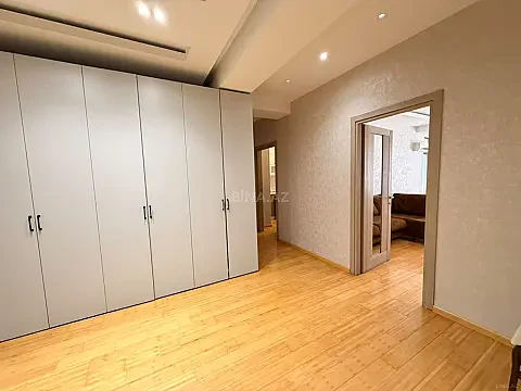 Kirayə verilir 2 otaqlı mənzil 90 m² — Bakı, Nərimanov 2 otaq 90.00 m²