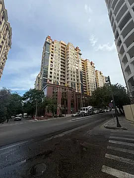 Satılır 3 otaqlı mənzil 114 m² — Bakı 3 otaq 114.00 m²