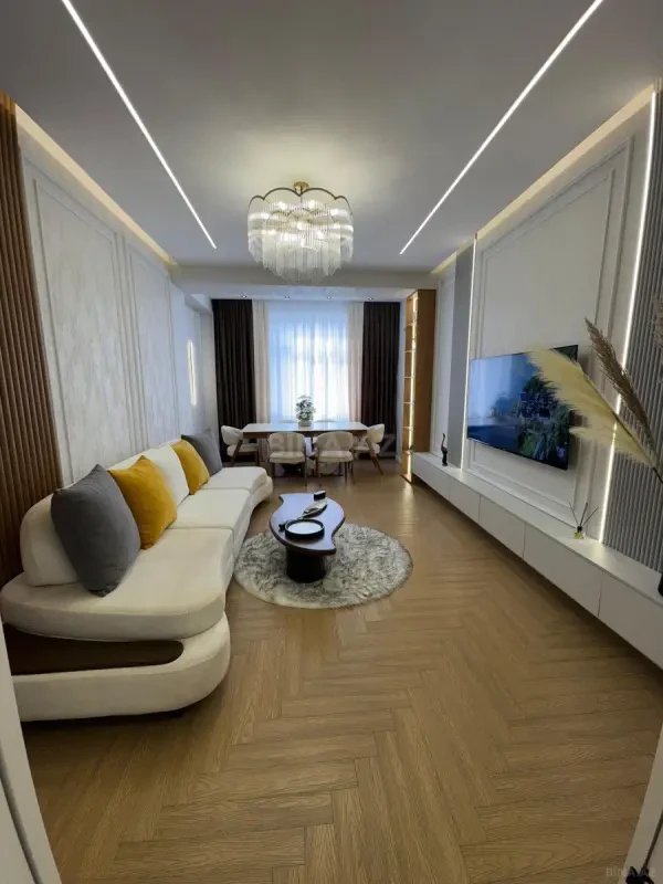 Satılır 3 otaqlı mənzil 120 m²