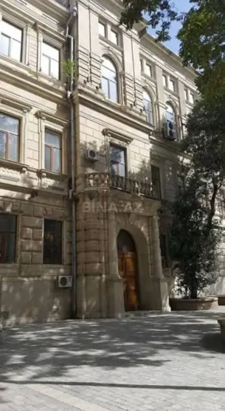 Satılır 3 otaqlı mənzil 103 m²
