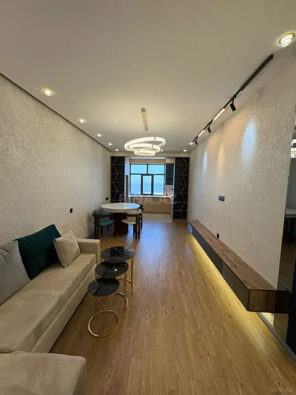 Satılır 2 otaqlı mənzil 80 m²