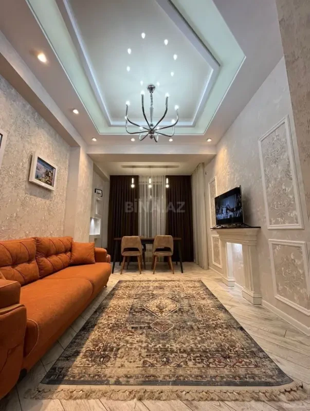 Kirayə verilir 2 otaqlı mənzil 70 m²