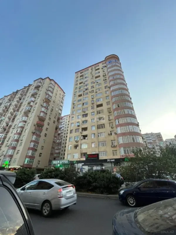 Kirayə verilir 2 otaqlı mənzil 62 m²