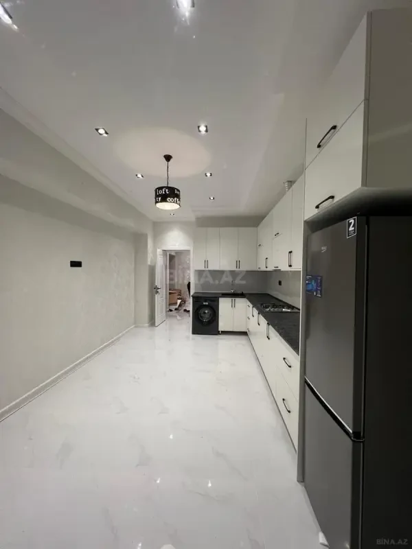 Kirayə verilir 3 otaqlı mənzil 116 m²