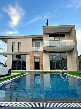 Kirayə verilir 4 otaqlı həyət evi 320 m² — Bakı, Novxanı 4 otaq 320.00 m²