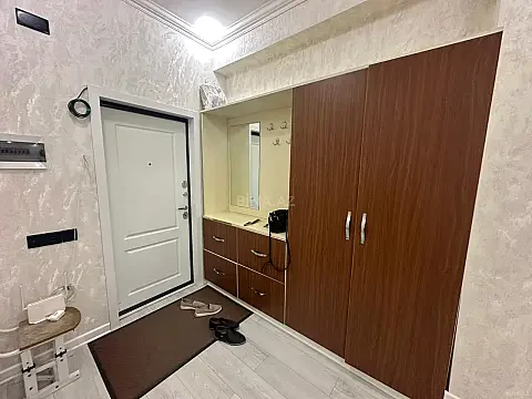 Kirayə verilir 3 otaqlı mənzil 100 m² — Bakı, Yasamal 3 otaq 100.00 m²
