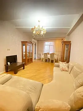 Kirayə verilir 2 otaqlı mənzil 90 m² — Bakı, İnşaatçılar 2 otaq 90.00 m²