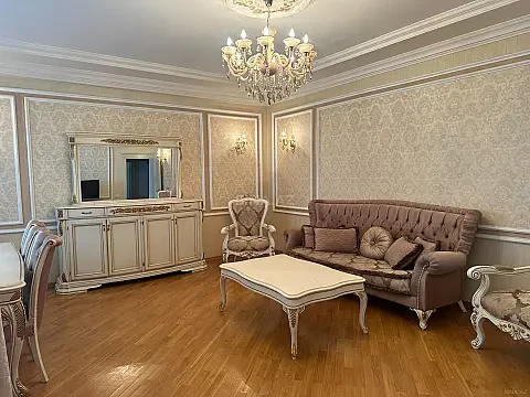 Kirayə verilir 3 otaqlı mənzil 120 m² — Bakı 3 otaq 120.00 m²