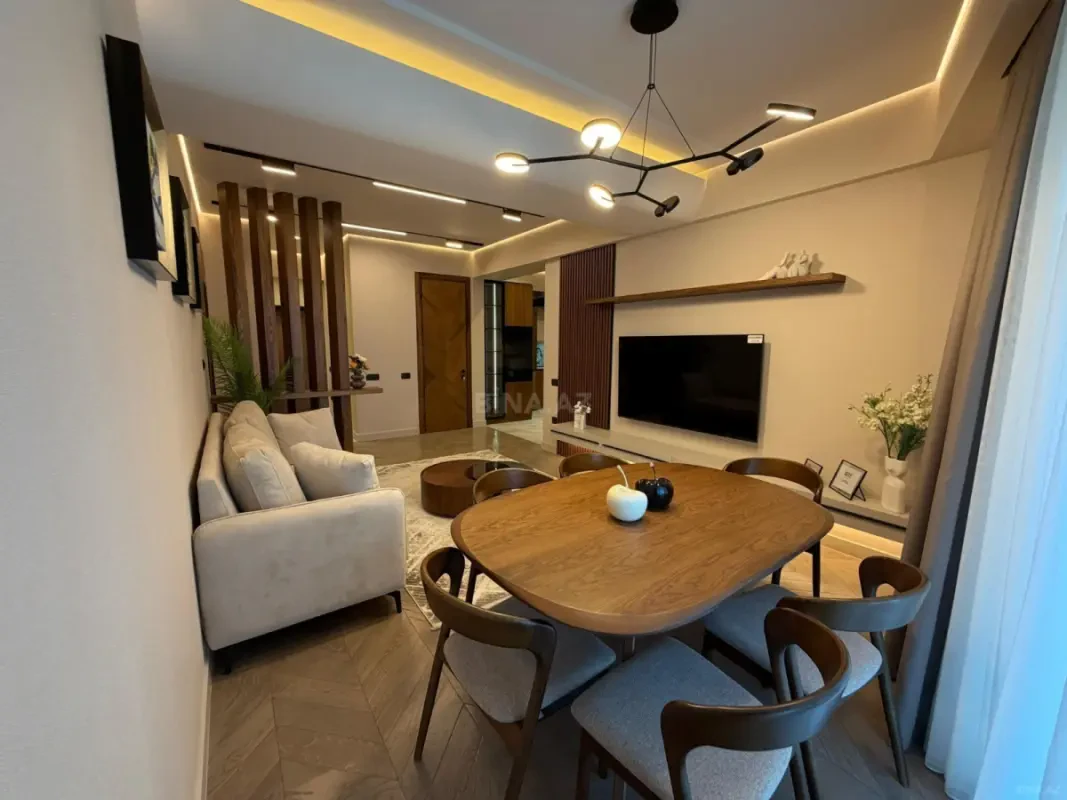 Satılır 3 otaqlı mənzil 106 m²