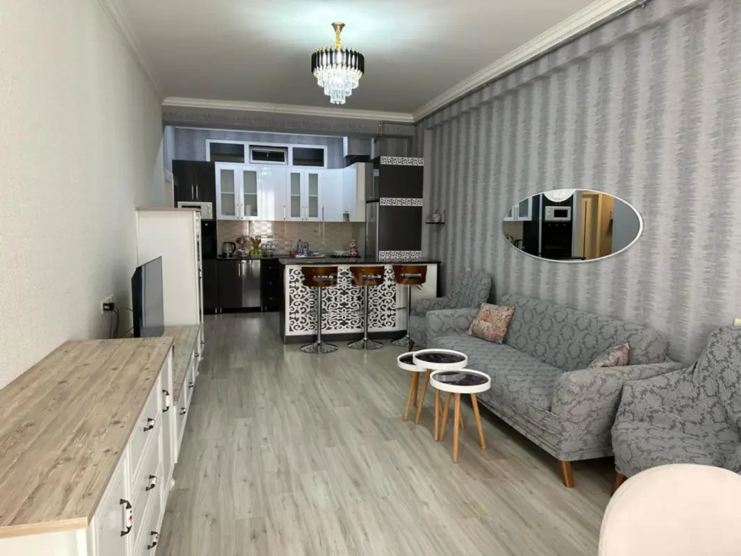 Kirayə verilir 3 otaqlı mənzil 95 m²