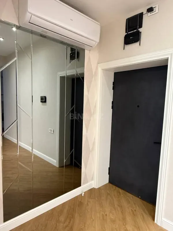 Kirayə verilir 3 otaqlı mənzil 100 m²