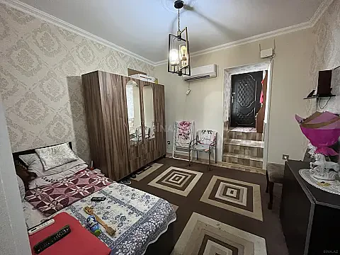 Satılır 1 otaqlı həyət evi 35 m² — Bakı, Bayıl 1 otaq 35.00 m²