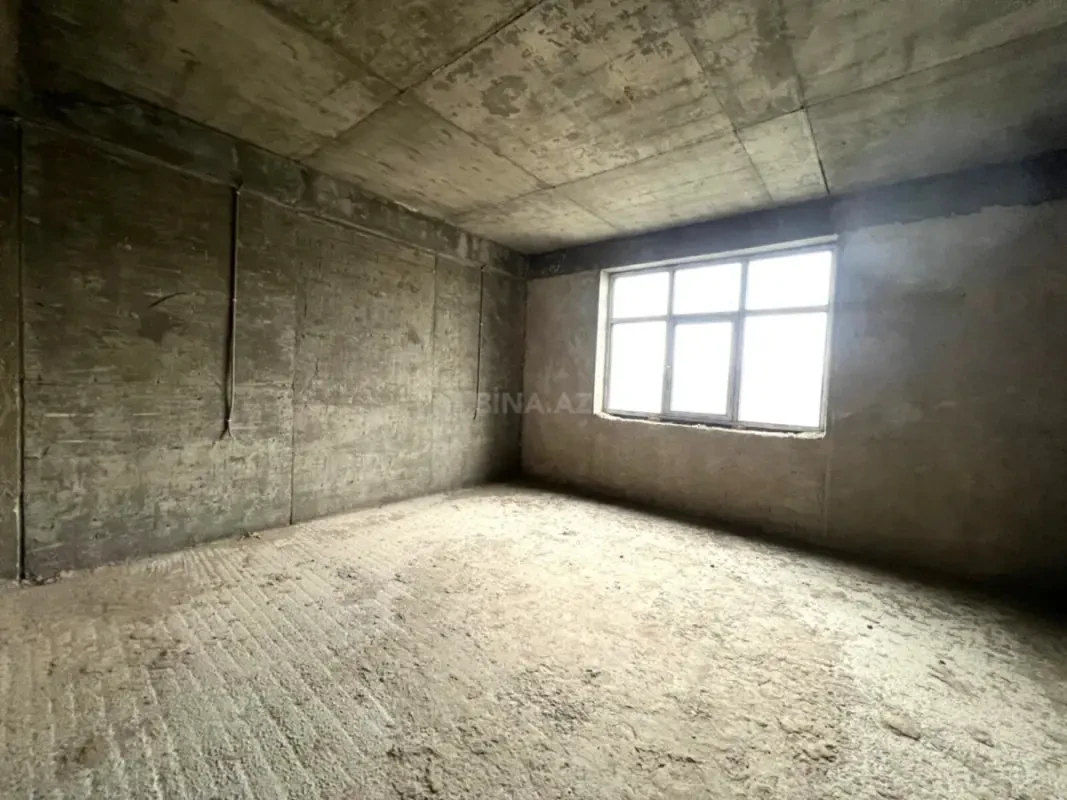 Satılır 3 otaqlı mənzil 149 m²