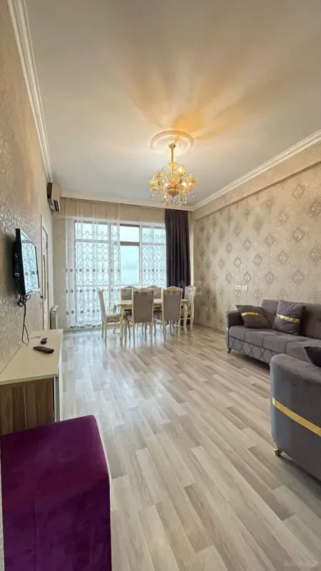 Kirayə verilir 2 otaqlı mənzil 55 m²