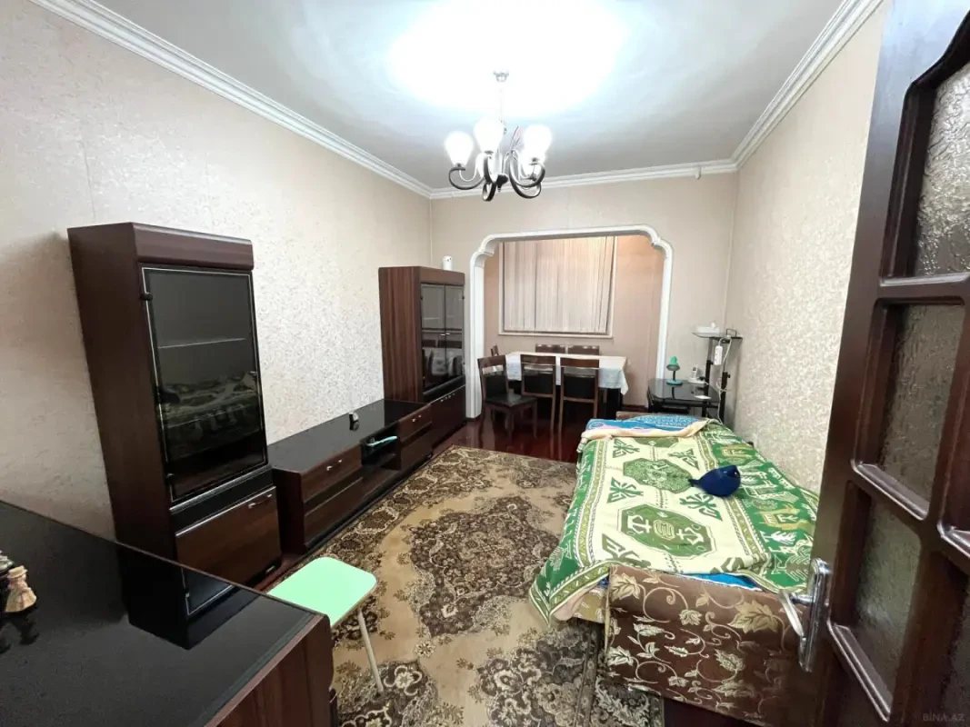 Kirayə verilir 2 otaqlı mənzil 70 m²