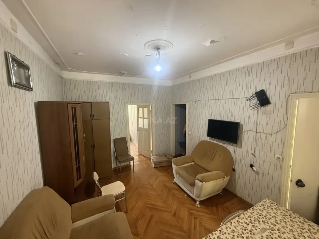 Kirayə verilir 2 otaqlı mənzil 60 m²