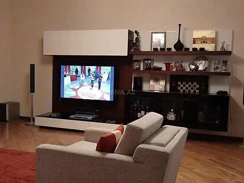 Kirayə verilir 3 otaqlı mənzil 80 m² — Bakı 3 otaq 80.00 m²