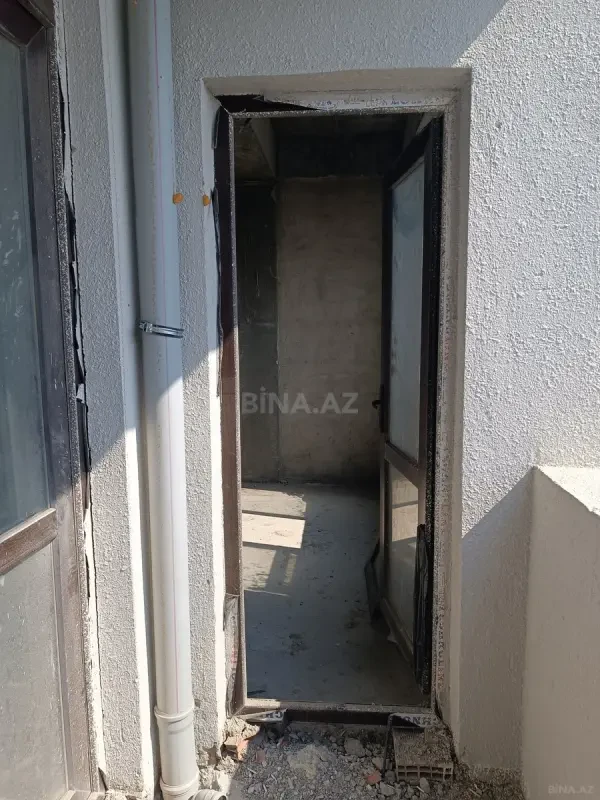 Satılır 2 otaqlı mənzil 67.5 m²