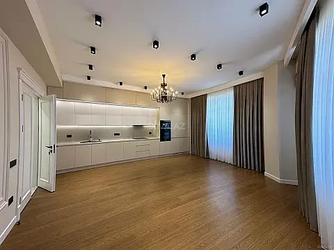 Satılır 4 otaqlı mənzil 155 m² — Bakı 4 otaq 155.00 m²