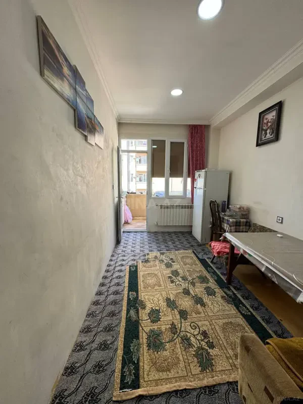 Satılır 2 otaqlı mənzil 42 m²