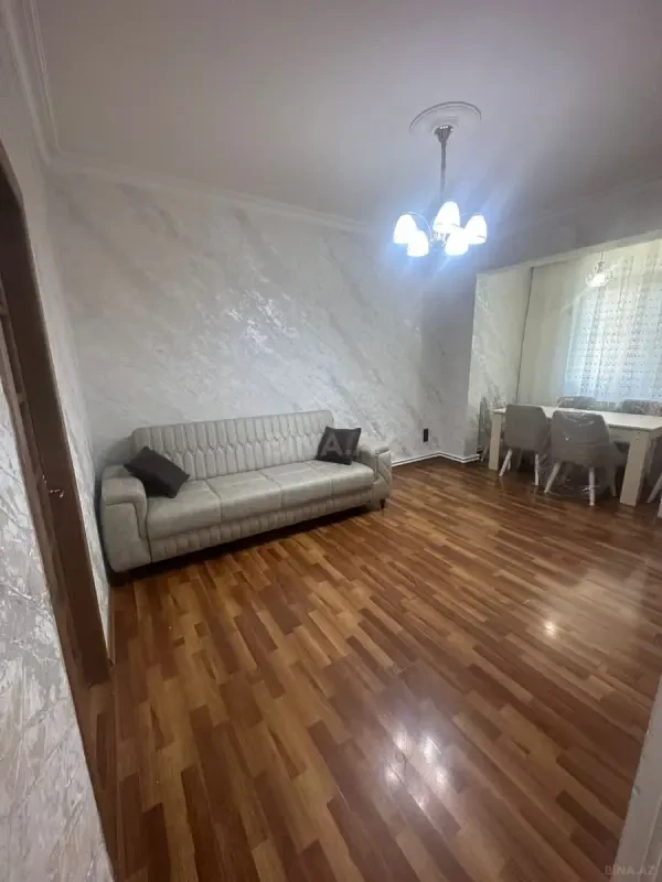 Kirayə verilir 2 otaqlı mənzil 55 m²