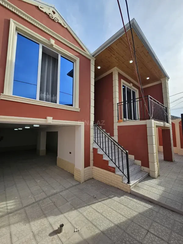 Satılır 4 otaqlı həyət evi 120 m²