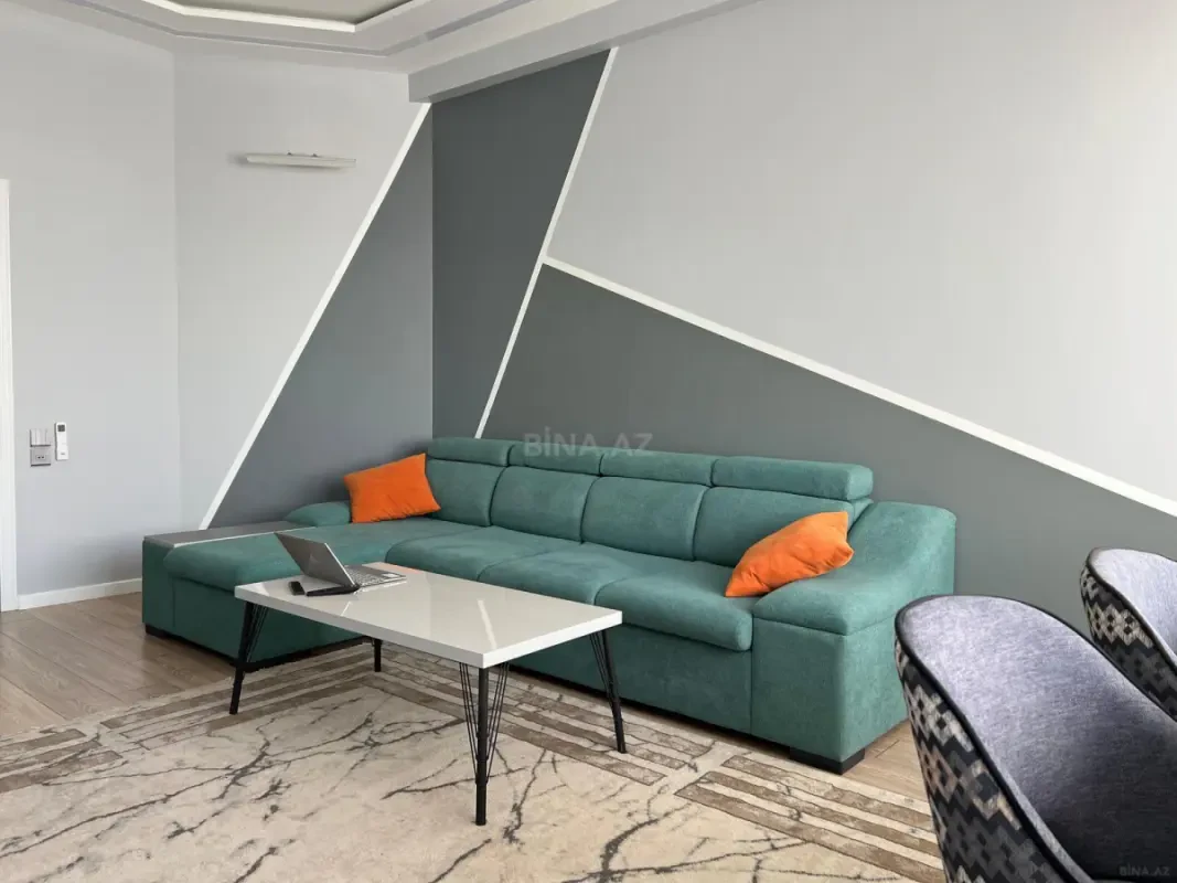 Kirayə verilir 3 otaqlı mənzil 104 m²